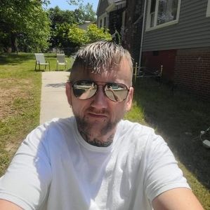 Meet your Posher, Travis